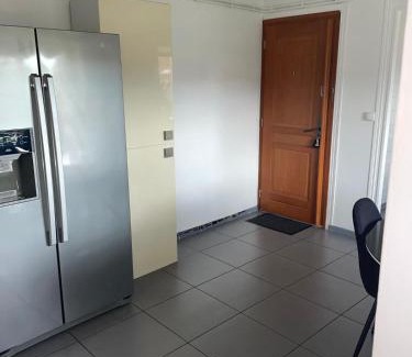 Vancia - Crepieux Apartment | Bright 2-Room Apartment: Guest Rated 10/10 Experience