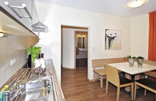 Rifiano Apartment | Ideal Stay at Residence Mignon: Pool & Pet-Friendly Retreat