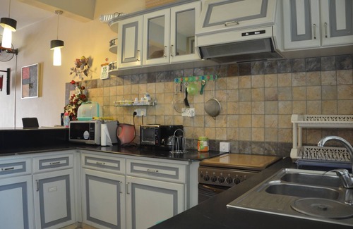 Mont Choisy Villa | Cozy Residence Mon Choisy with Oceanfront Pool Access