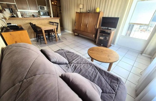 Aix-les-Bains Apartment | Cozy Résidence Montcalm B: Ideal for Families and Pets