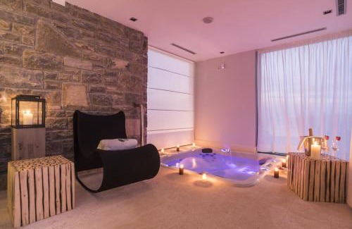 Buje Villa | Discover Residence Monte: Pool, Spa & Ocean Views Await