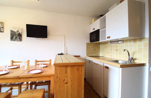 Lanslevillard Apartment | Residence Near Du Bois - 2 Rooms for 4 People