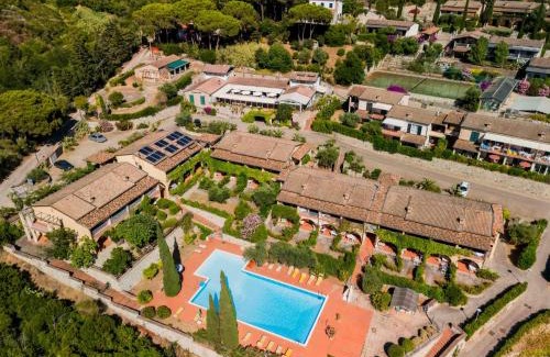 Rio nell'Elba Apartment | Relaxing Retreat at Relais Helios Village Borgo Alloro