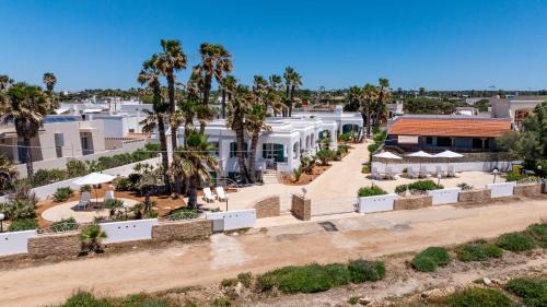 Torre Suda Apartment | Oceanfront Residence Oasi Sul Mare - Guest Rated 9.8/10
