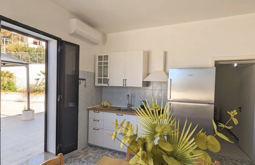 Torre Vado House | Family-Friendly Residence Orizzonte Blu with Kitchen Amenities