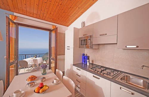 Gardola House | Experience Residence Panorama La Forca with Ocean Views