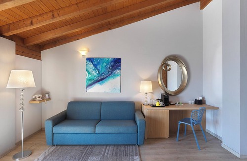 Gardola House | Experience Residence Panorama La Forca with Ocean Views