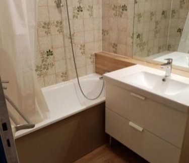 Saint-Sorlin-d'Arves Apartment | Premium Stay at Residence Pierre Aigue - 9.3/10 Rating
