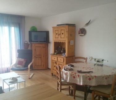 Saint-Sorlin-d'Arves Apartment | Premium Stay at Residence Pierre Aigue - 9.3/10 Rating