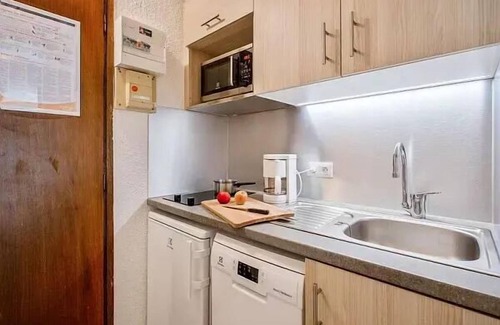 Saint-Chaffrey Apartment | Cozy Residence Pierre & Vacances Chantemerle Studio for 4