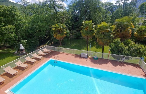 Arco House | Top-Rated Residence Pratosaiano Rosa with Ocean View Pool