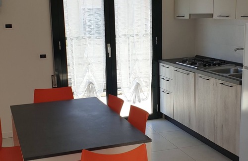 Lido di Jesolo Apartment | Top-Rated Residence Quito: Steps from the Sea & Pista Azzurra