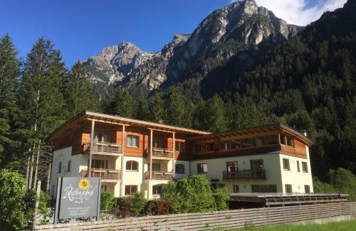 Brennero Apartment | Top-Rated Residence Reisenschuh with Oceanfront Spa Access