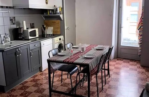 Collioure Villa | Oceanfront Residence Rue De La Butte for Families of 5