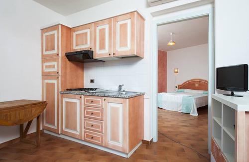 Campulongu Hotel | Discover Residence S'Incantu: Family-Friendly Getaway