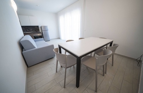 Rosolina Mare House | Discover Residence Sabbia e Mare: Pet-Friendly Comfort Awaits