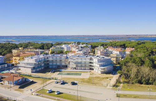 Rosolina Mare House | Discover Residence Sabbia e Mare: Pet-Friendly Comfort Awaits