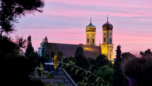 Friedrichshafen Apartment | Family-Friendly Residence Seeblick: A 4-Star Retreat