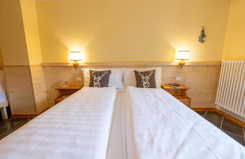 Serrada Apartment | Pet-Friendly Residence Serrada with Hot Tub and Family Comfort