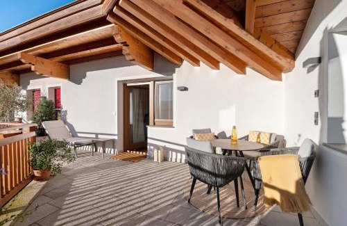 Kastelruth Apartment | Delightful Residence Skutial Santner Deluxe for Families