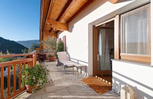 Kastelruth Apartment | Delightful Residence Skutial Santner Deluxe for Families