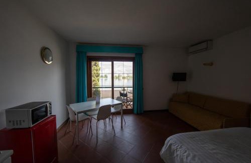 Val di Sogno Apartment | Oceanfront Residence Sporting with Pool & Family Amenities