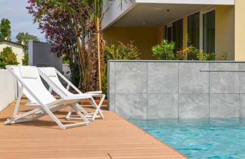 Faro Apartment | Experience Oceanfront Comfort at Residence Sunlight