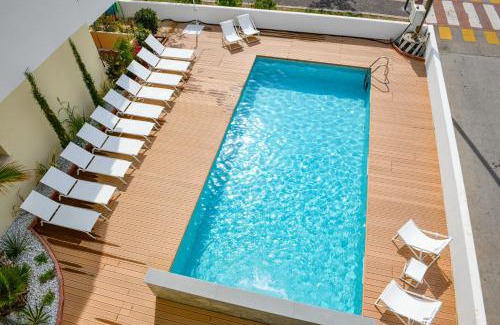 Faro Apartment | Experience Oceanfront Comfort at Residence Sunlight