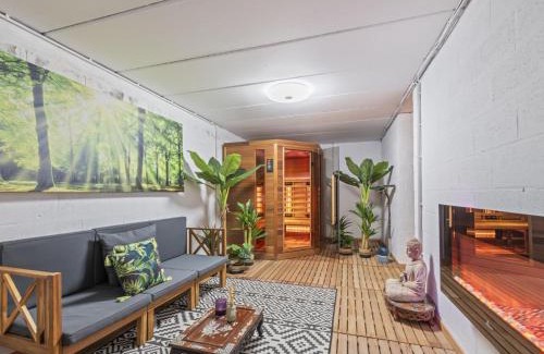 Marchin House | Discover Residence Suprême: Pet-Friendly with Spa & Pool