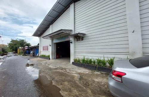 Binjai House | Budget-Friendly Stay at Residence Syariah for Families