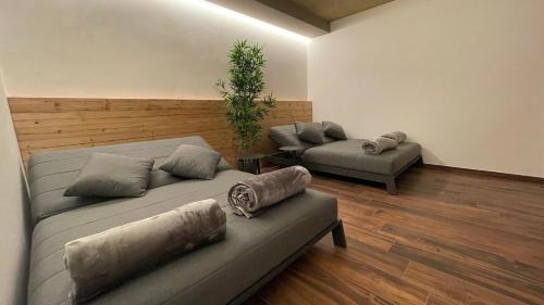 Santo Stefano Apartment | Experience Residence Tantalus: Poolside with Ocean Views