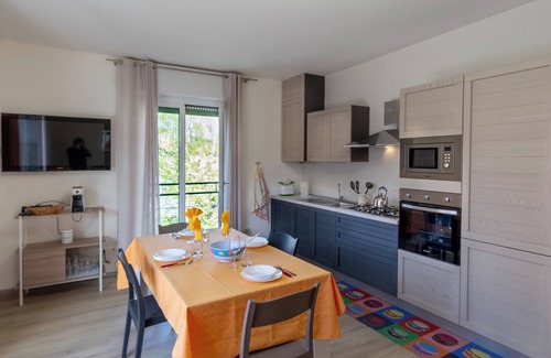 Arona Apartment | Discover Family-Friendly Residence The Calla Wheel 26