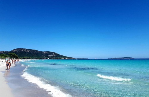 Hameau de Palombaggia Resort | Experience Comfort at Residence "U LATONU" with Ocean Views