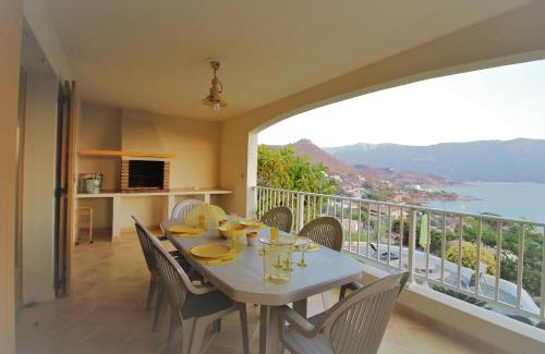 Casaglione Apartment | Oceanfront Residence U MELU GRAND T3 JAUNE with Hot Tub