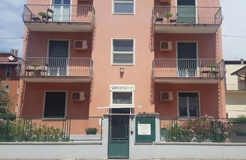Borgo Roma House | Discover Residence Verona Inn: Family-Friendly Getaway