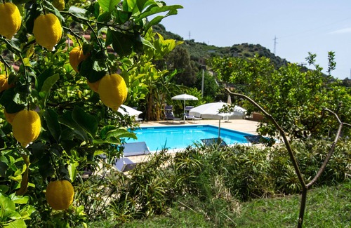 Letojanni Hotel | Cozy Residence Villa Mare Taormina - Steps from the Beach