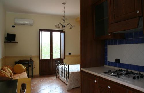 Laureana Cilento Apartment | Unforgettable Stay at Residence Villa Rosi, Rated 10/10
