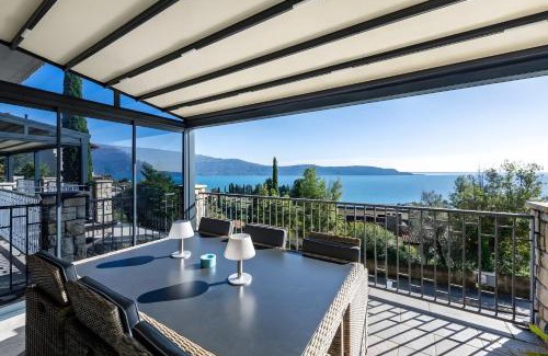 Pulciano Apartment | Residence Virgilio Yellow