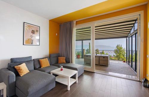 Pulciano Apartment | Residence Virgilio Yellow