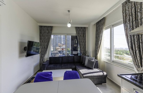Seki Apartment | Relaxing Residence with Balcony & Shared Pool Near Coast