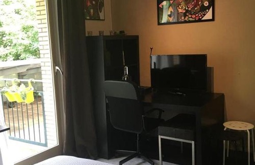 Schaerbeek Apartment | Top-Rated Residence Wahis: Family-Friendly & Accessible Stay