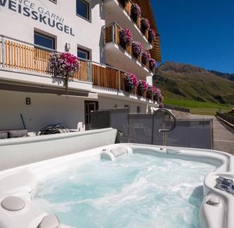 Melago Apartment | Top-Rated Residence Weisskugel with Pool & Hot Tub