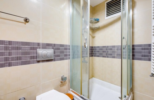 Basaksehir Apartment | Residence with City View Near Mall of Istanbul
