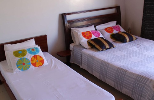 Mindelo House | Tranquil Residence with Sea View Near Beach and Town