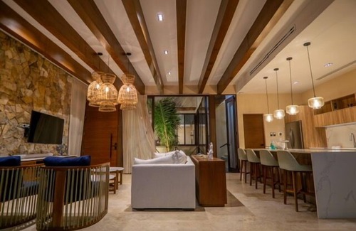 San Benito Villa | Experience Elegance at Residencia Las Olas with Ocean View