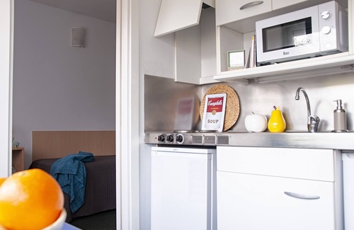 San Cristobal Hotel | Discover Residencia Tomás Alfaro Fournier: Ideal Campus Stay