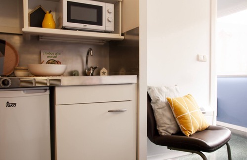 San Cristobal Hotel | Discover Residencia Tomás Alfaro Fournier: Ideal Campus Stay