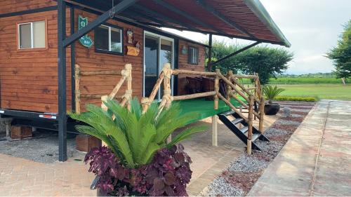 Tequesquitengo Apartment | Oceanfront Residencial Aéreo Albatros: Top-Rated Getaway