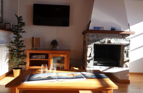 Formigal Apartment | Family-Friendly STONE with Covered Garage & Unique Storage
