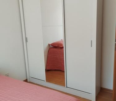 Portal do Sol Apartment | Family-Friendly Residencial Jardim da Costa, 4 km to Beach